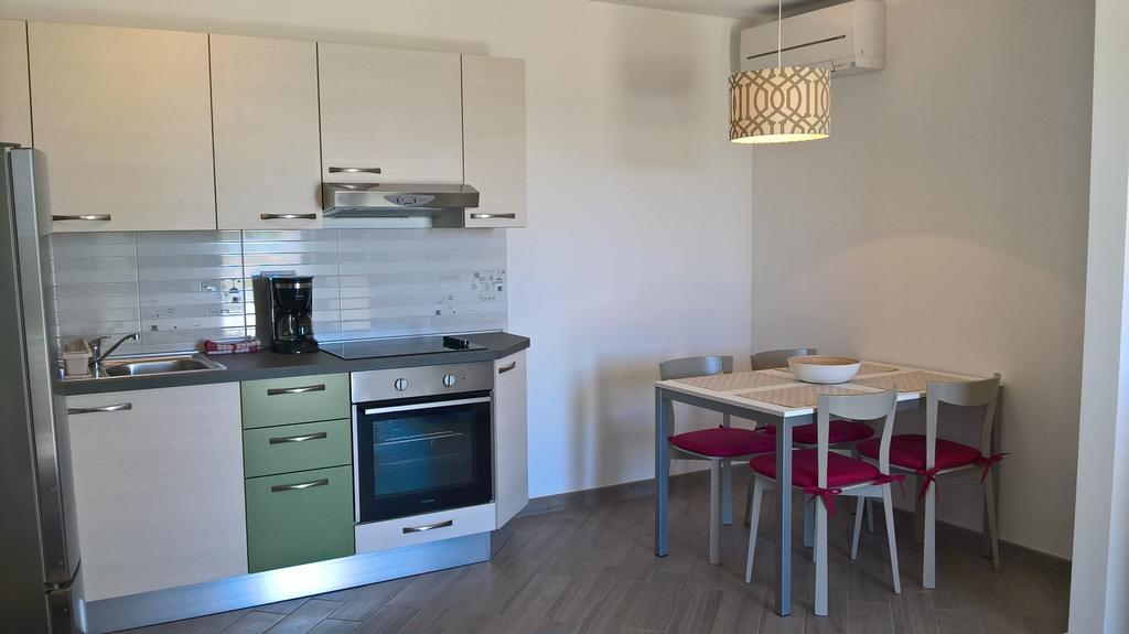 Wabi Sabi Resort & Apartments Brzac 외부 사진